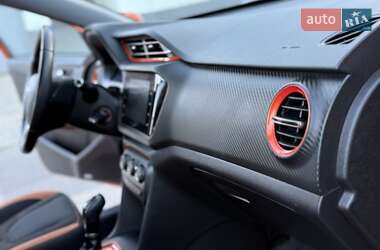 Позашляховик / Кросовер Chery Tiggo 2 2020 в 