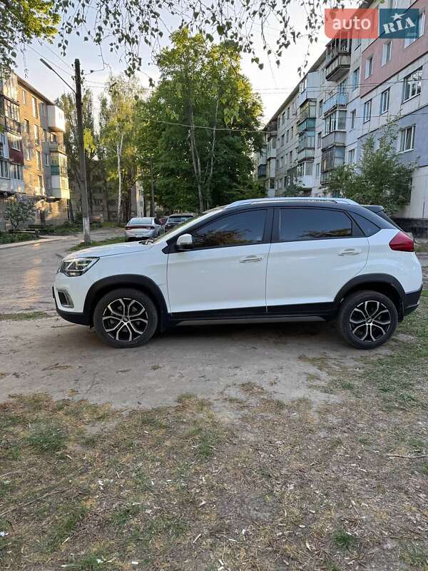 Внедорожник / Кроссовер Chery Tiggo 2 2020 в Лозовой