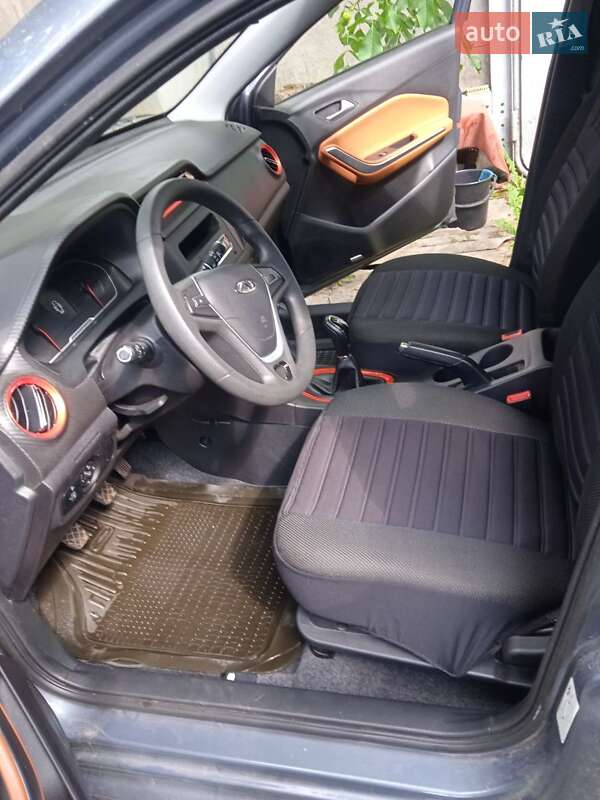 Внедорожник / Кроссовер Chery Tiggo 2 2022 в Киеве