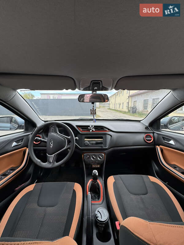 Внедорожник / Кроссовер Chery Tiggo 2 2022 в Славуте фото 6 Внедорожник / Кроссовер Chery Tiggo 2 2022 в Славуте