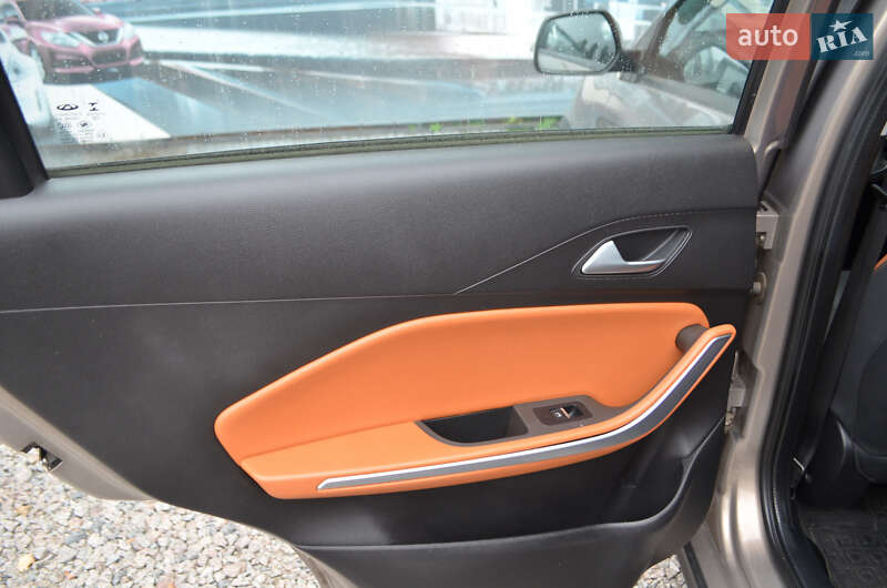 Внедорожник / Кроссовер Chery Tiggo 2 2018 в Киеве фото 15 Внедорожник / Кроссовер Chery Tiggo 2 2018 в Киеве