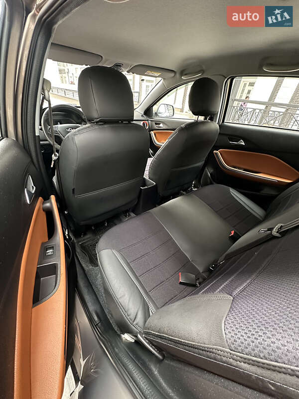 Внедорожник / Кроссовер Chery Tiggo 2 2020 в Киеве