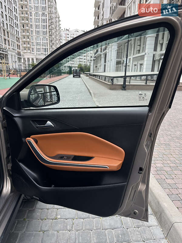 Внедорожник / Кроссовер Chery Tiggo 2 2020 в Киеве