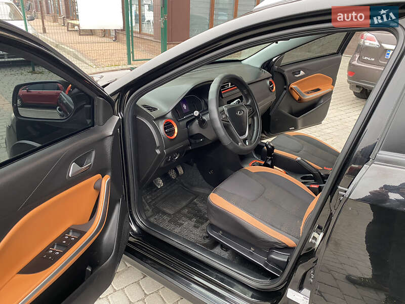 Позашляховик / Кросовер Chery Tiggo 2 2018 в Житомирі фото 9 Позашляховик / Кросовер Chery Tiggo 2 2018 в Житомирі