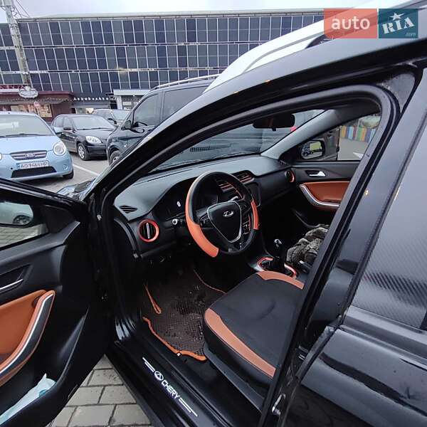 Позашляховик / Кросовер Chery Tiggo 2 2018 в Ужгороді