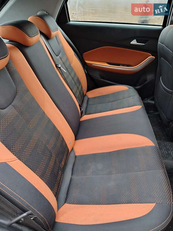 Позашляховик / Кросовер Chery Tiggo 2 2017 в Києві