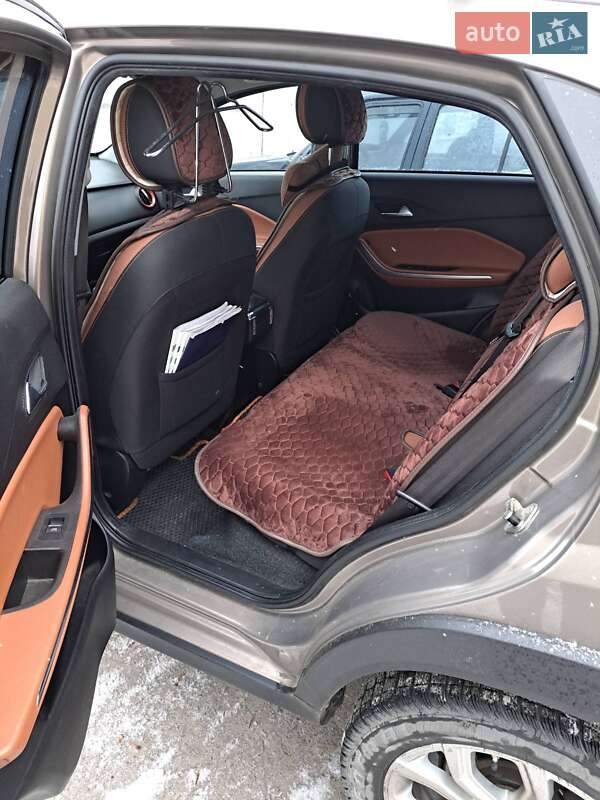 Внедорожник / Кроссовер Chery Tiggo 2 2020 в Полтаве фото 8 Внедорожник / Кроссовер Chery Tiggo 2 2020 в Полтаве