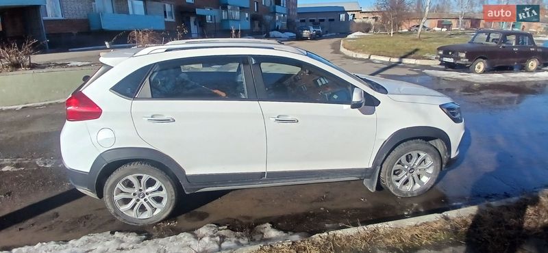 Внедорожник / Кроссовер Chery Tiggo 2 2018 в Ромнах