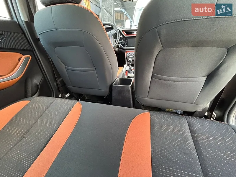 Chery Tiggo 2 2020 VIN LVVDB11BXME002211 фото оголошення 11 з 56