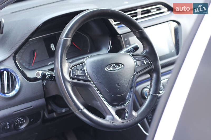 Внедорожник / Кроссовер Chery Tiggo 3 2019 в Житомире