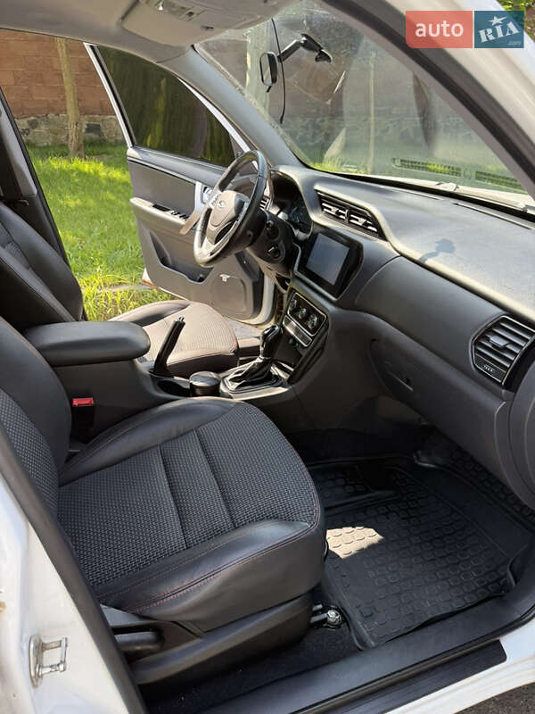 Внедорожник / Кроссовер Chery Tiggo 3 2018 в Ровно фото 15 Внедорожник / Кроссовер Chery Tiggo 3 2018 в Ровно