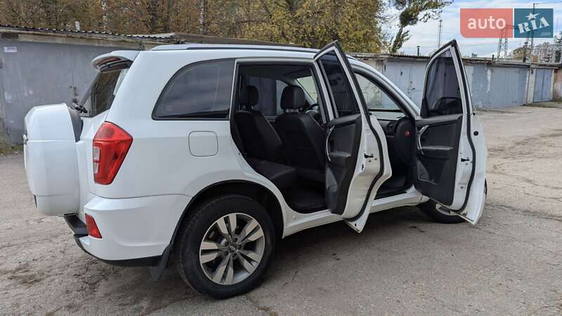 Внедорожник / Кроссовер Chery Tiggo 3 2020 в Харькове