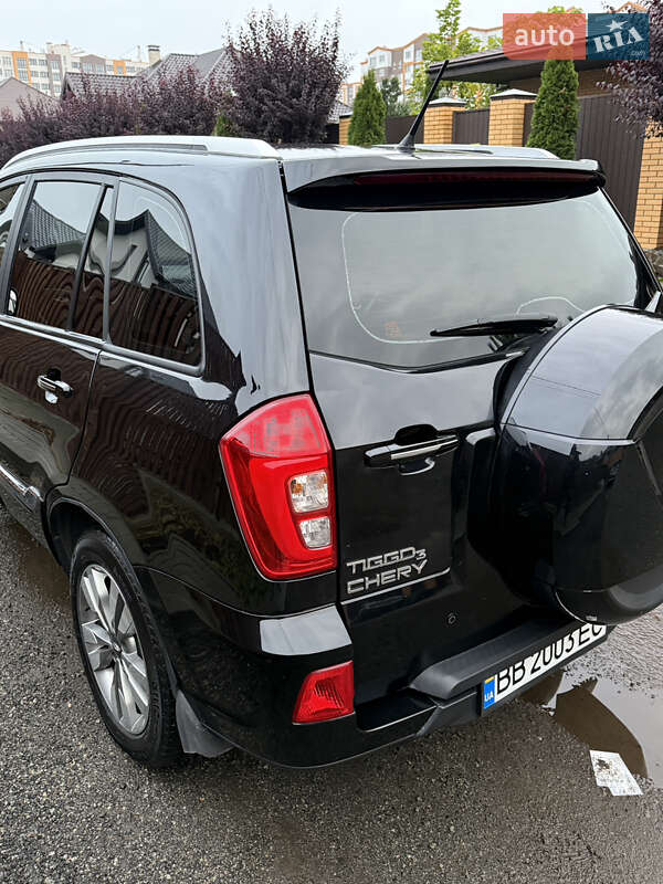 Внедорожник / Кроссовер Chery Tiggo 3 2020 в Киеве