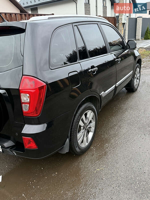 Внедорожник / Кроссовер Chery Tiggo 3 2020 в Киеве