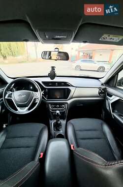 Позашляховик / Кросовер Chery Tiggo 3 2020 в 