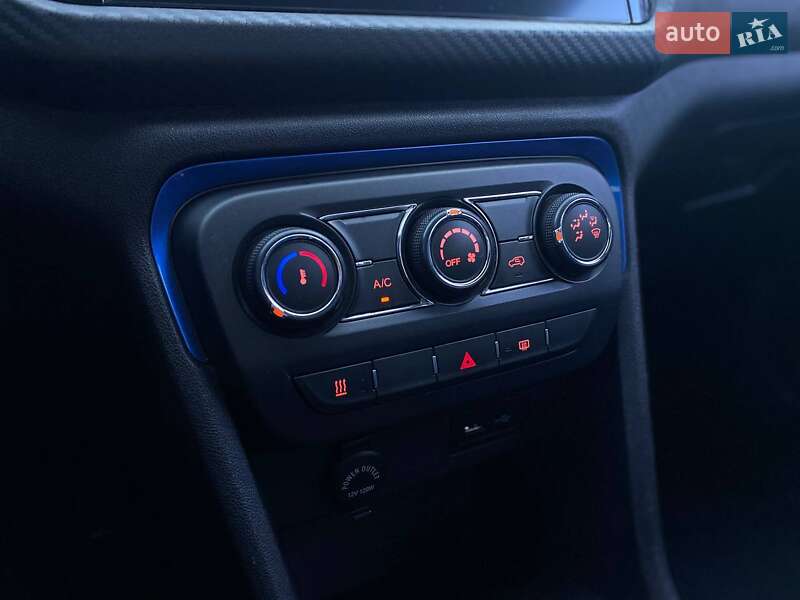 Позашляховик / Кросовер Chery Tiggo 3xe 2018 в Києві фото 39 Позашляховик / Кросовер Chery Tiggo 3xe 2018 в Києві