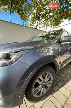 Позашляховик / Кросовер Chery Tiggo 4 2021 в 