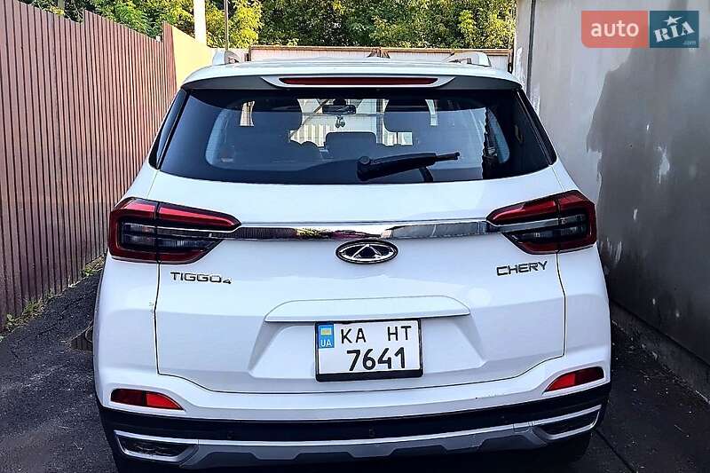 Внедорожник / Кроссовер Chery Tiggo 4 2021 в Киеве