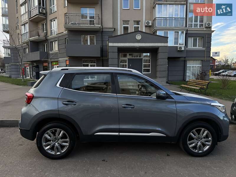 Позашляховик / Кросовер Chery Tiggo 4 2022 в Києві