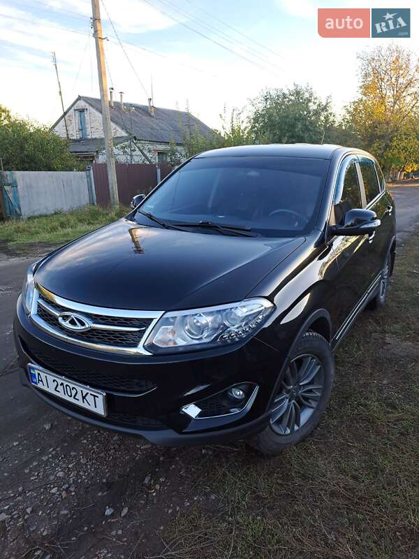Внедорожник / Кроссовер Chery Tiggo 5 2016 в Радомышле