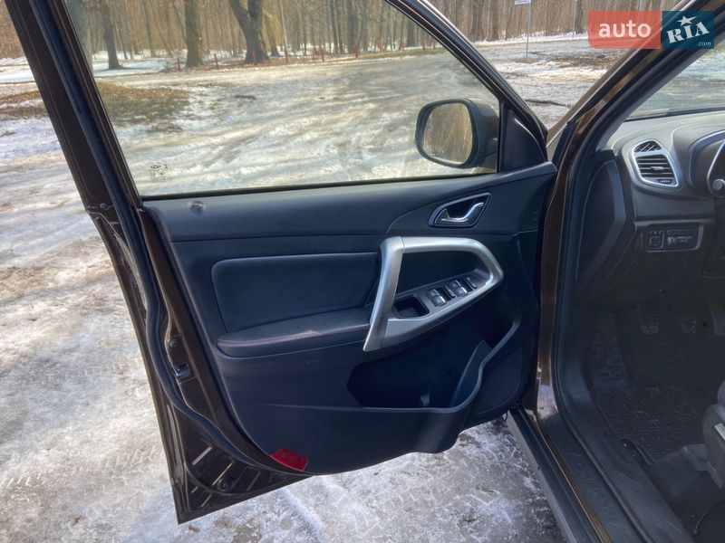 Внедорожник / Кроссовер Chery Tiggo 5 2016 в Киеве