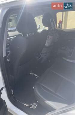 Позашляховик / Кросовер Chery Tiggo 7 Pro 2021 в 