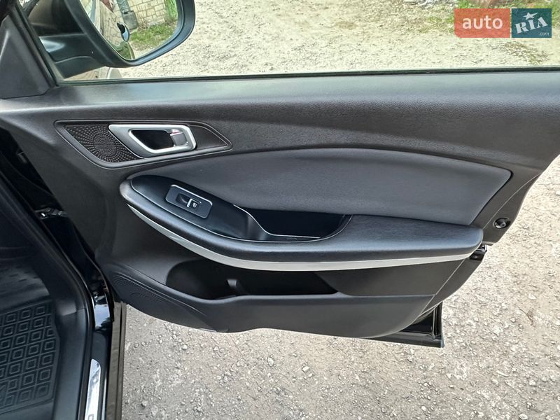 Позашляховик / Кросовер Chery Tiggo 7 2019 в Запоріжжі фото 22 Позашляховик / Кросовер Chery Tiggo 7 2019 в Запоріжжі