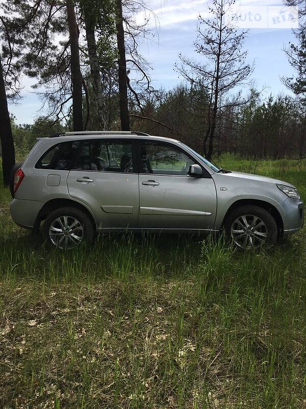 Внедорожник / Кроссовер Chery Tiggo 2014 в Киеве фото 20 Внедорожник / Кроссовер Chery Tiggo 2014 в Киеве