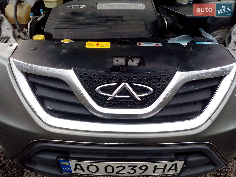 Внедорожник / Кроссовер Chery Tiggo 2014 в Ужгороде