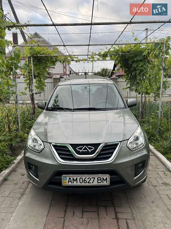 Внедорожник / Кроссовер Chery Tiggo 2013 в Звягеле фото 4 Внедорожник / Кроссовер Chery Tiggo 2013 в Звягеле