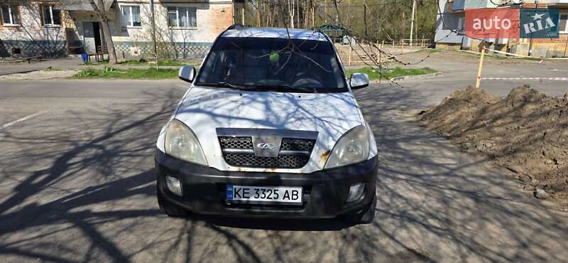Позашляховик / Кросовер Chery Tiggo 2008 в 