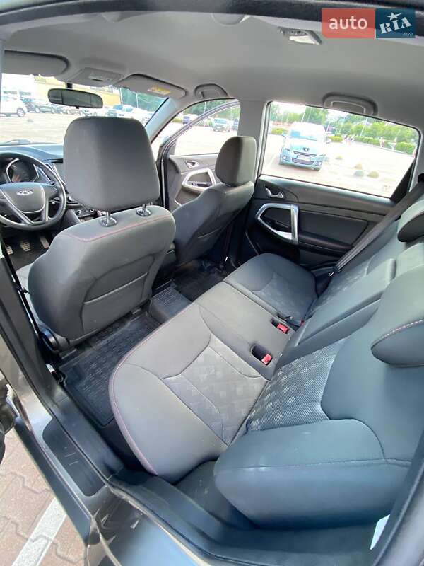 Позашляховик / Кросовер Chery Tiggo 2016 в Києві