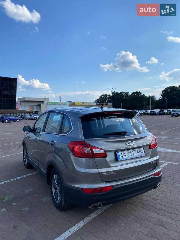 Позашляховик / Кросовер Chery Tiggo 2016 в Києві