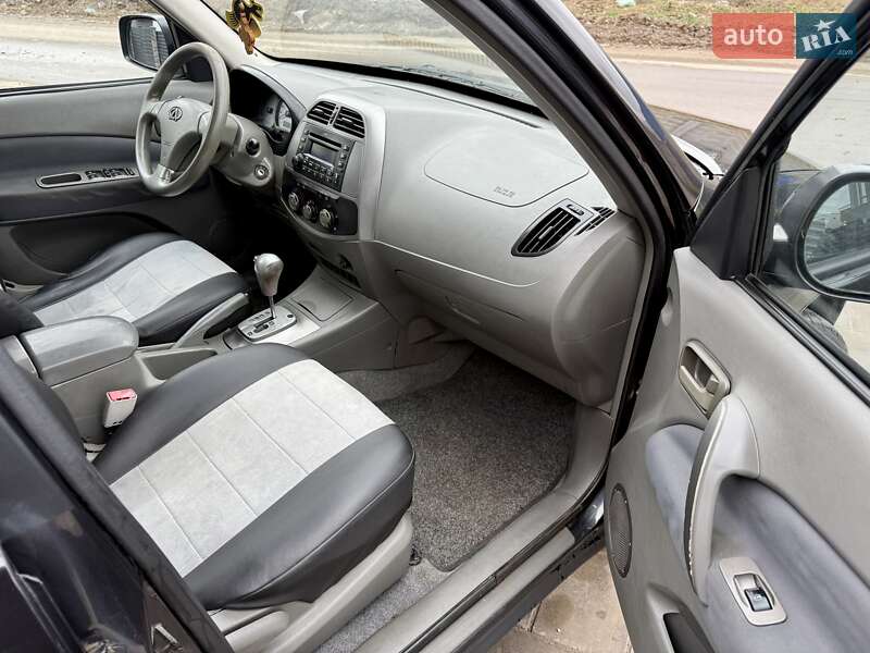 Позашляховик / Кросовер Chery Tiggo 2008 в Києві