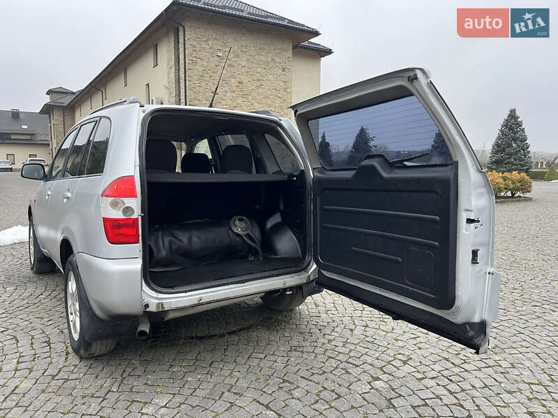 Позашляховик / Кросовер Chery Tiggo 2011 в Жовкві