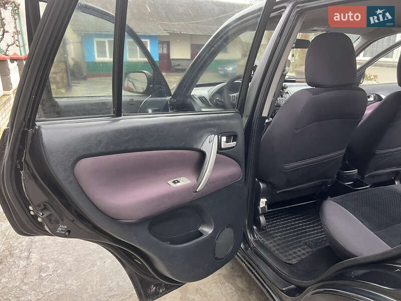 Позашляховик / Кросовер Chery Tiggo 2010 в Гусятині