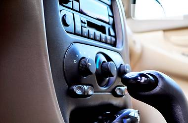 Седан Chevrolet Alero 2000 в 
