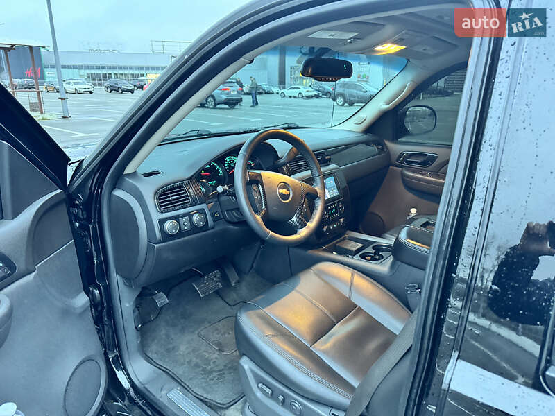Пикап Chevrolet Avalanche 2006 в Киеве фото 14 Пикап Chevrolet Avalanche 2006 в Киеве