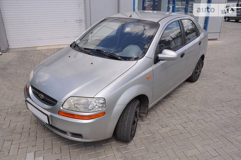 Седан Chevrolet Aveo 2005 в Николаеве