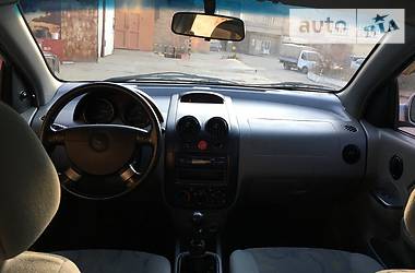 Седан Chevrolet Aveo 2005 в Киеве