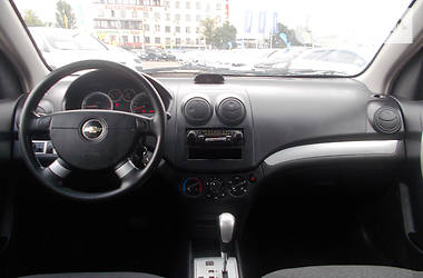 Седан Chevrolet Aveo 2011 в Києві