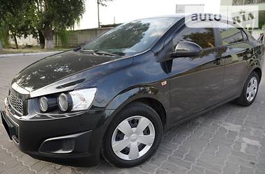 Седан Chevrolet Aveo 2012 в Днепре