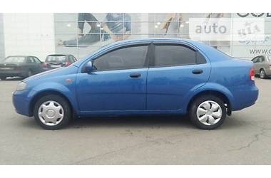 Седан Chevrolet Aveo 2005 в Кременчуге