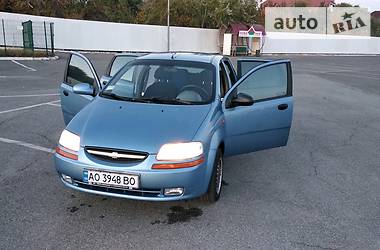 Хетчбек Chevrolet Aveo 2005 в Ужгороді