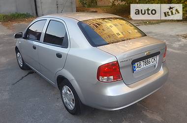 Седан Chevrolet Aveo 2006 в Виннице