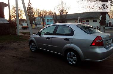 Седан Chevrolet Aveo 2010 в Ровно