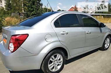 Седан Chevrolet Aveo 2012 в Червонограде