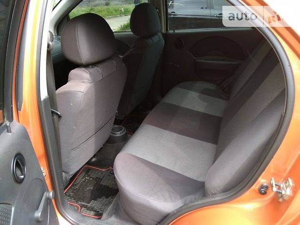 Седан Chevrolet Aveo 2006 в Дніпрі