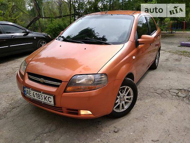 Седан Chevrolet Aveo 2006 в Дніпрі