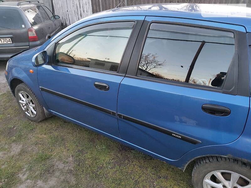 Хетчбек Chevrolet Aveo 2005 в Дніпрі фото 14 Хетчбек Chevrolet Aveo 2005 в Дніпрі